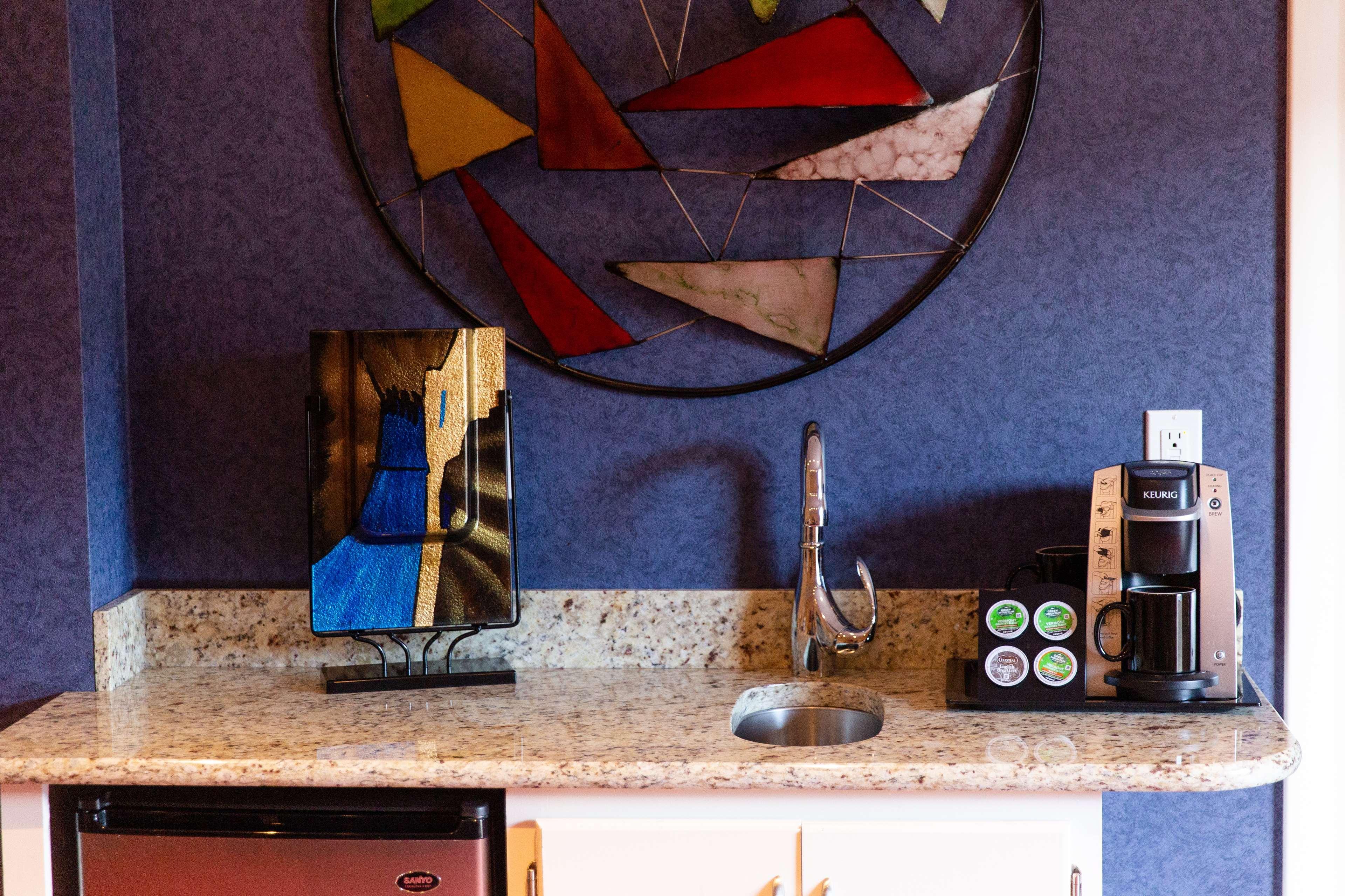 Capitol Plaza Hotel Montpelier Tapestry Collection By Hilton エクステリア 写真