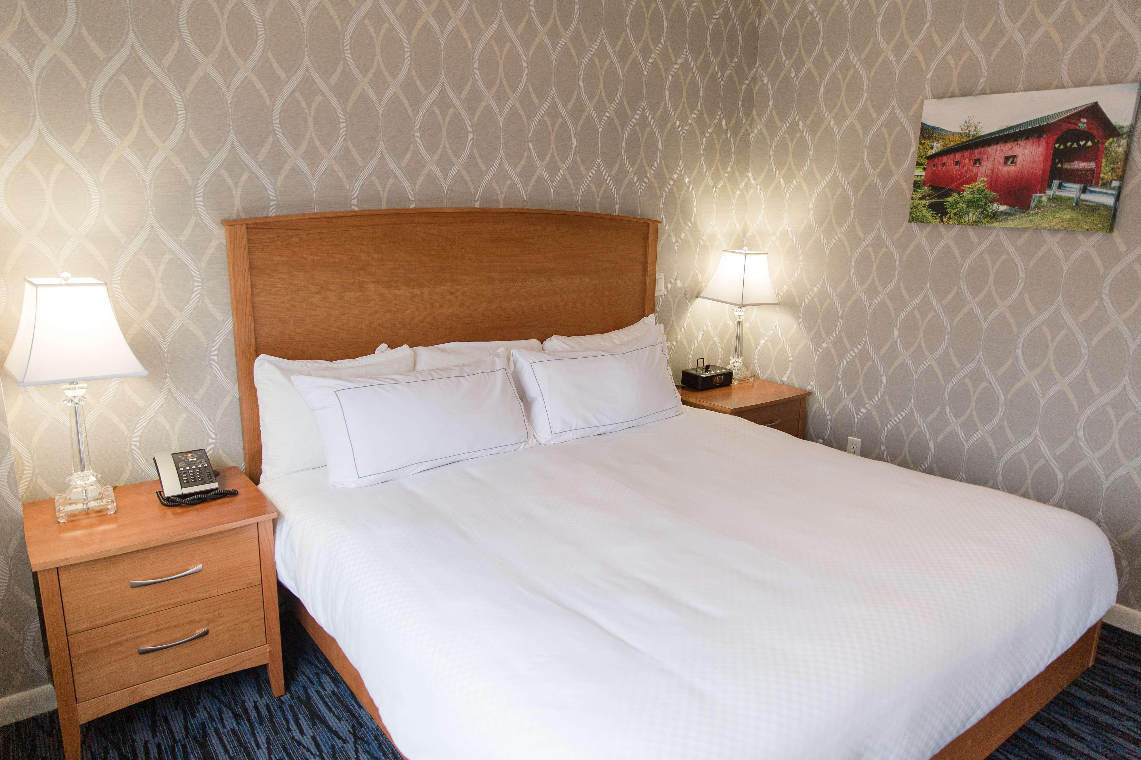 Capitol Plaza Hotel Montpelier Tapestry Collection By Hilton エクステリア 写真